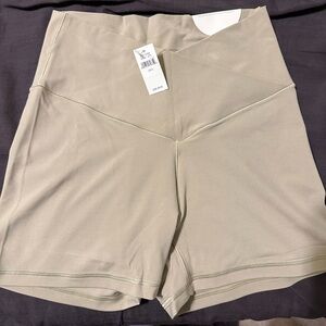 American Eagle Arie Offline biker shorts NWT
